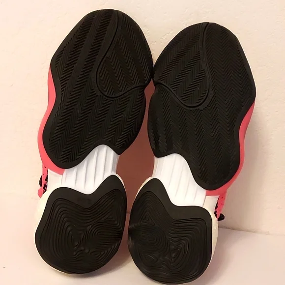 Men's Pharrell Williams Sneakers - Picture 7 of 10